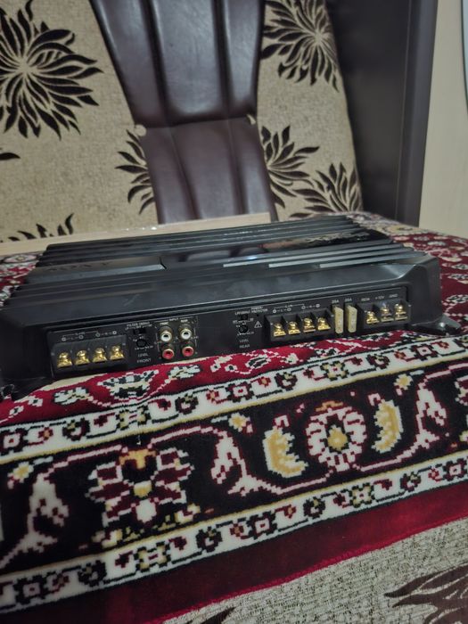 Vand stație Subwoofer auto 1000W