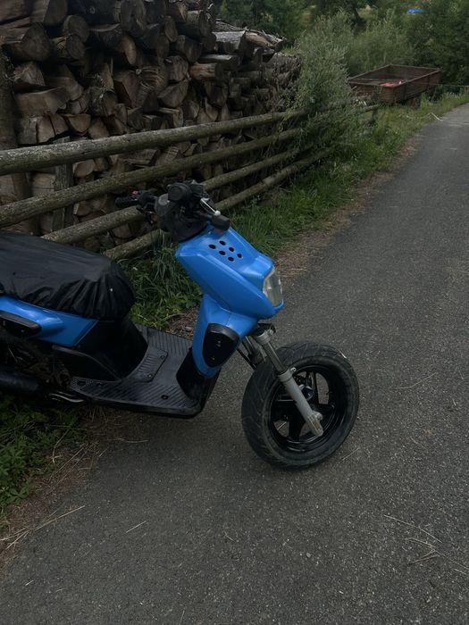 Vand scuter yamaha slider