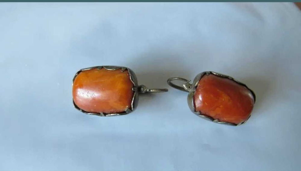 cercei cu chihlimbar butterscotch,