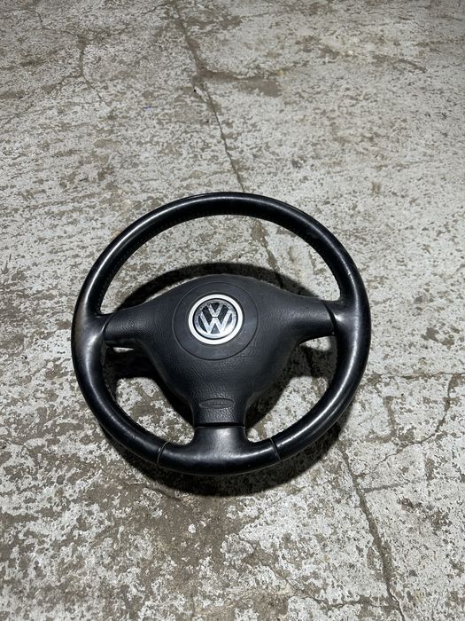 Руль Volkswagen Golf Passat