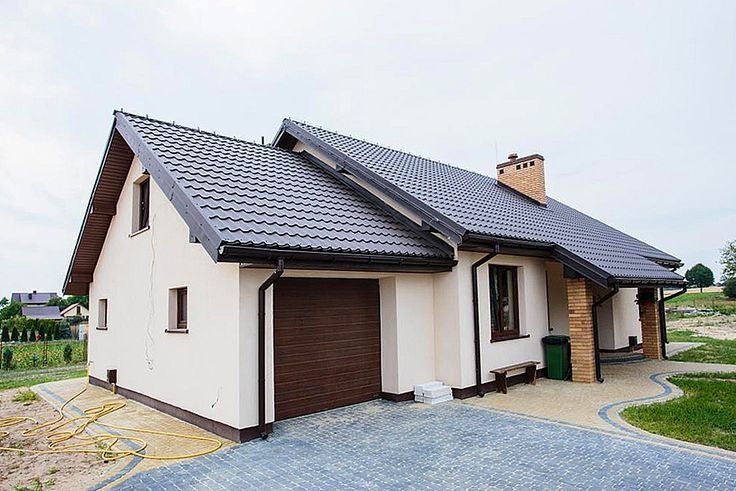 Vand case pe structura metalica si panouri sandwich