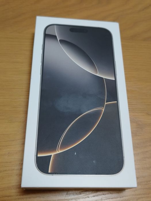 Iphone 16 Pro Max 256GB - Перфектен, 91% батерия, Гаранция