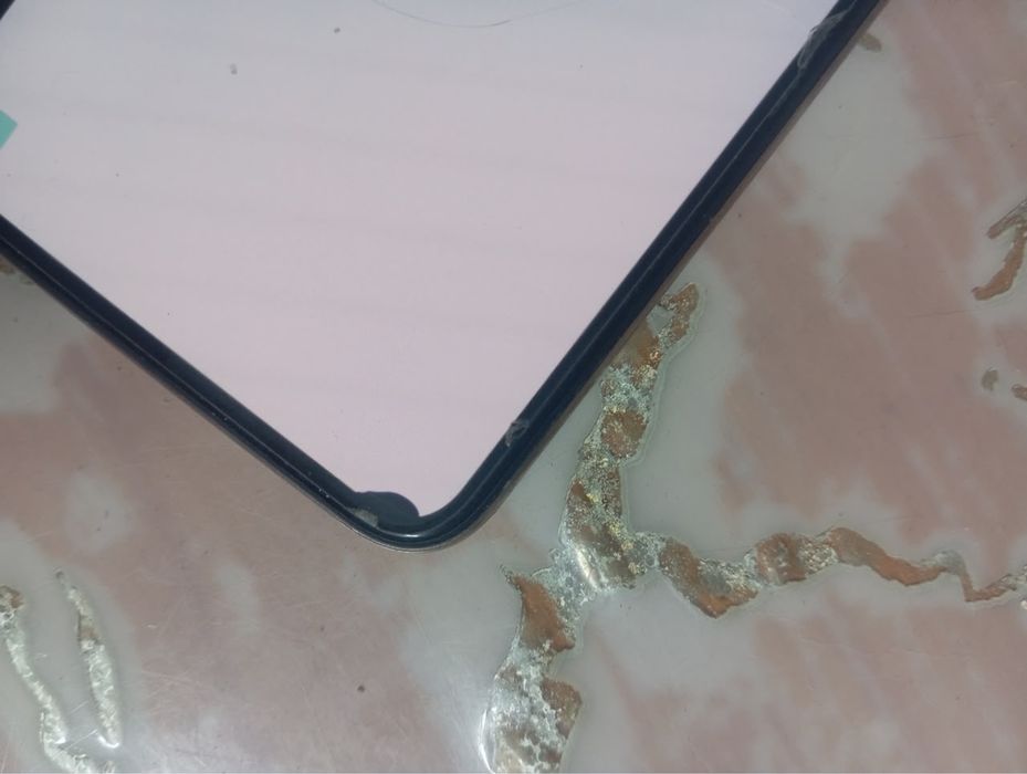 IPhone Xs Max в идеале кроме дефекта в матрице