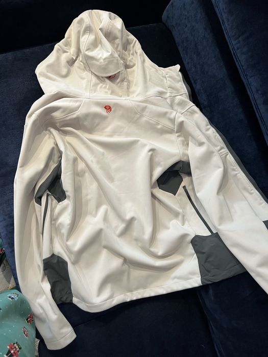 Geaca Jacheta softshell shi hiking Mountain Hardwear Airshield M - L