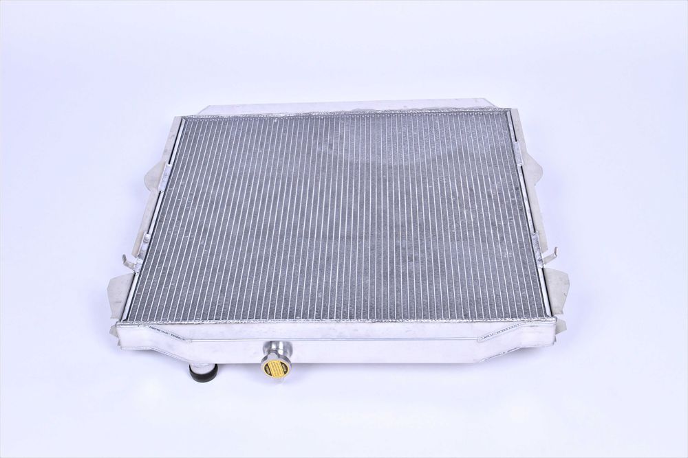 Алуминиев радиатор за TOYOTA KDJ90