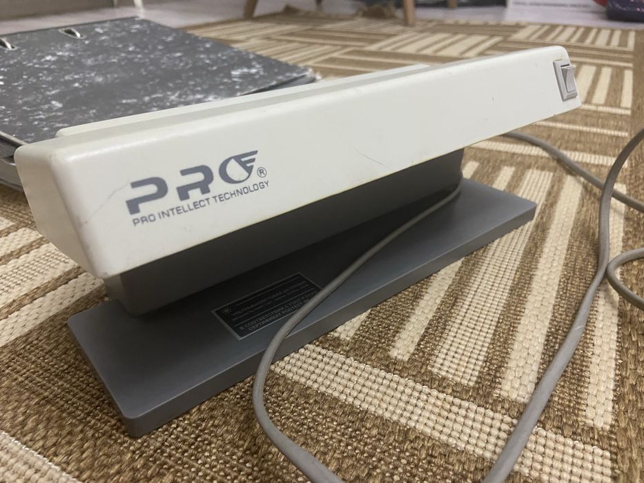 Детектор проверки валют