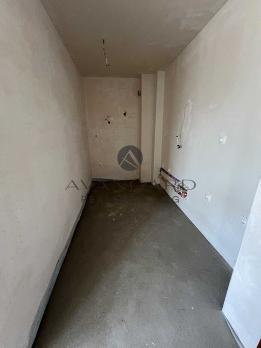 Продава се Тристаен апартамент в Пловдив, Христо Смирненски - 139 кв.м за 991 €/кв.м - Снимка #2