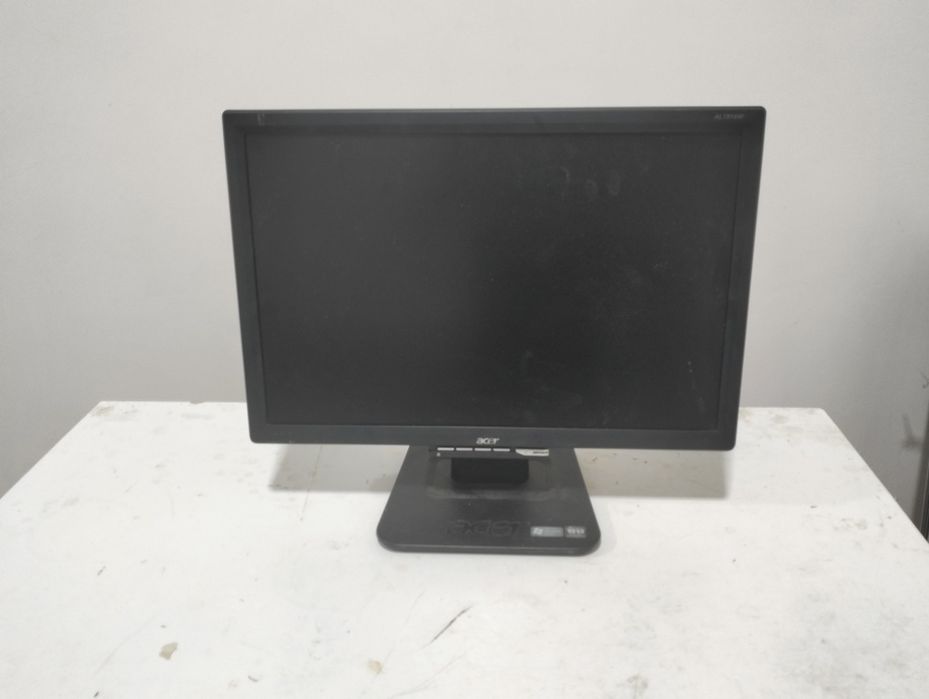 Монитор Acer AL1916W 19" — рабочий отличное состояние