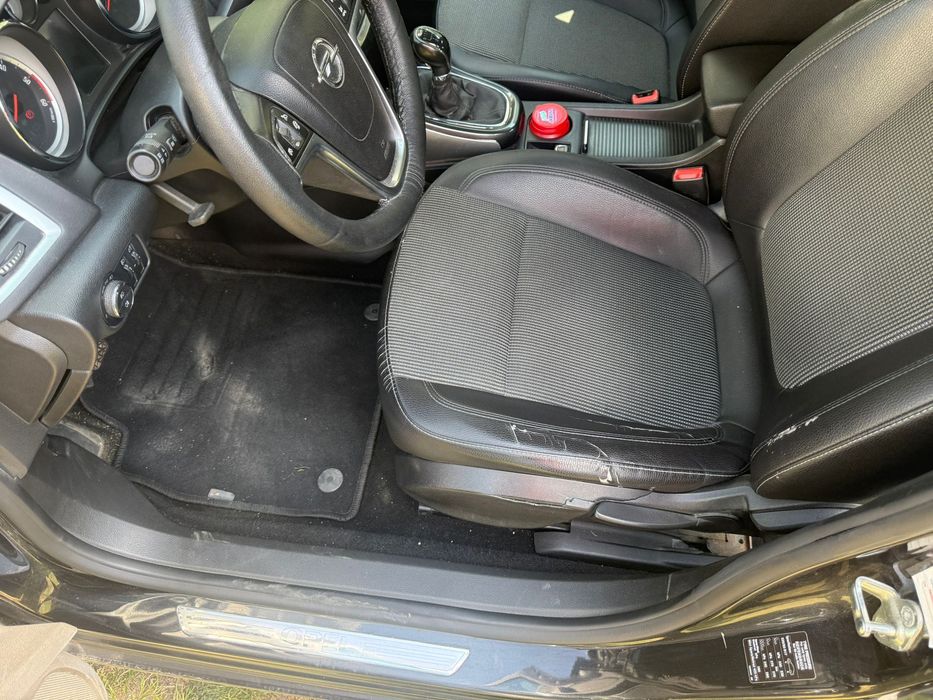 Vând Opel astra j 1.6 cdti 2015