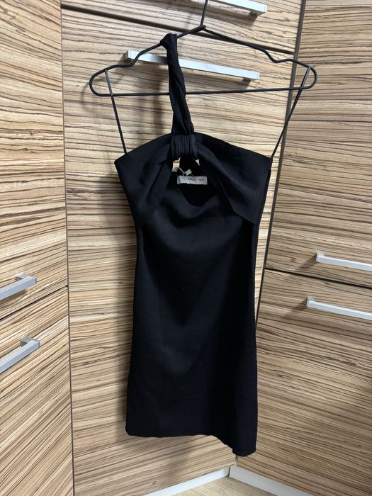 Чисто нова ластична рокля Mango