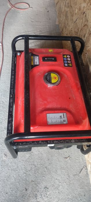 Generator 3.5kw aproape nou 12h autonomie