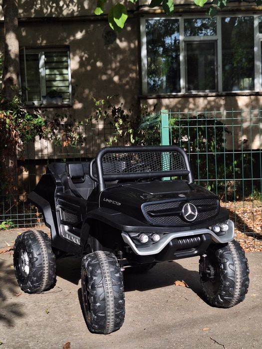 Vând mașinuța de copii nefunctionala