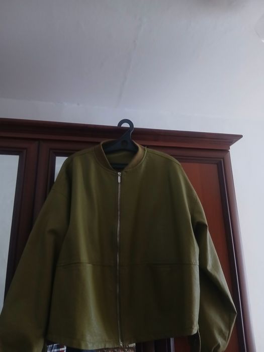Продам куртку осень-весна