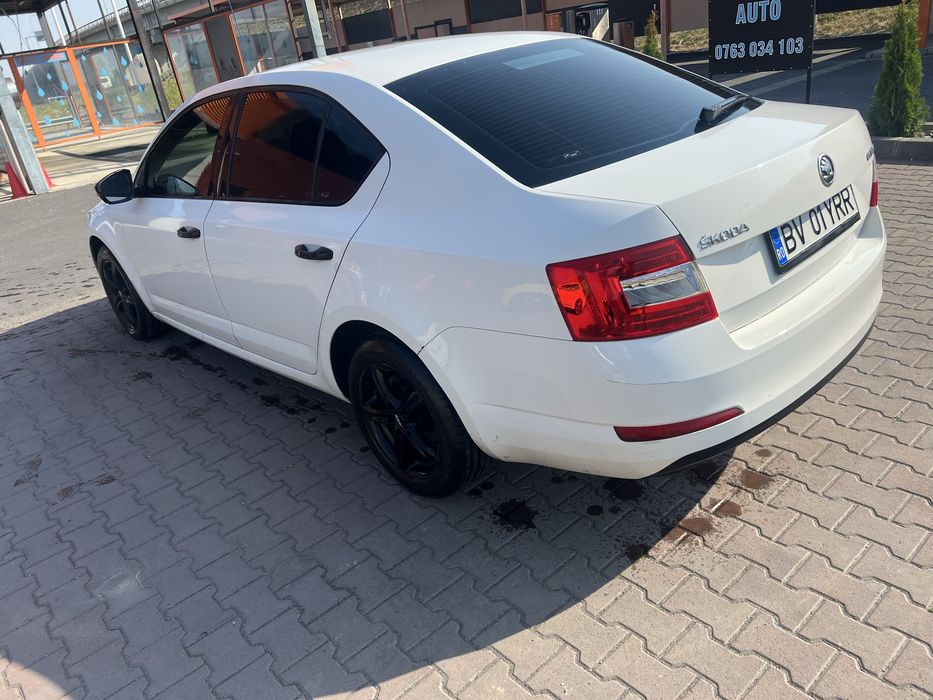 SKODA Octavia 0 — imagine 4