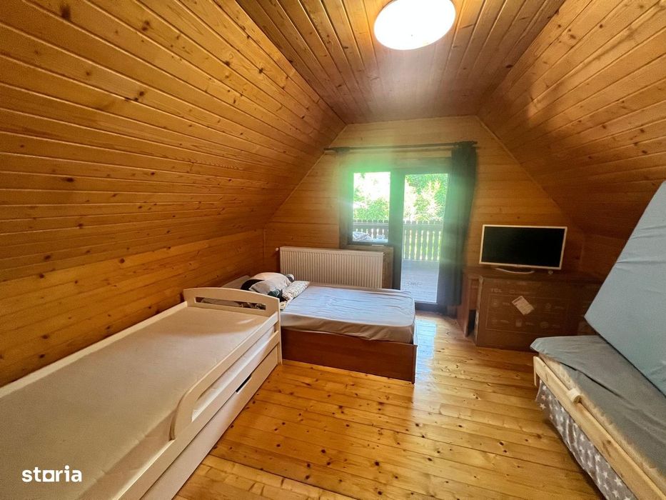 A/1652 De vânzare casă de vacantă în Campu Cetații