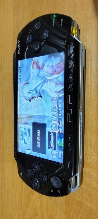 Husa + incarcarcator + Psp 1000 modat