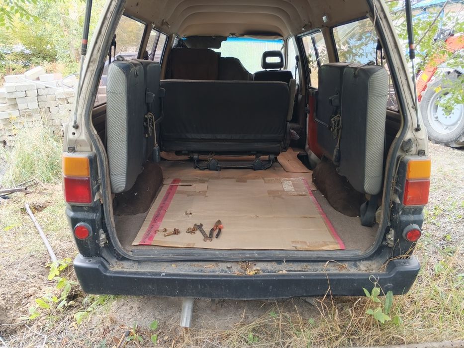 Toyota Lite Ace 1988г минивэн
