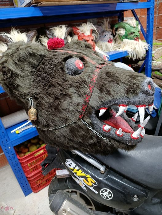 Маски мечки.глави