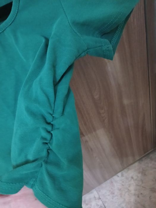 Зелёный летний топ