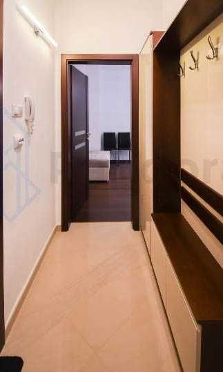 Двустаен апартамент под наем в Центъра