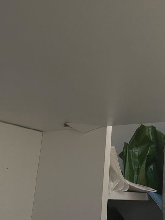 Стол письменный белый