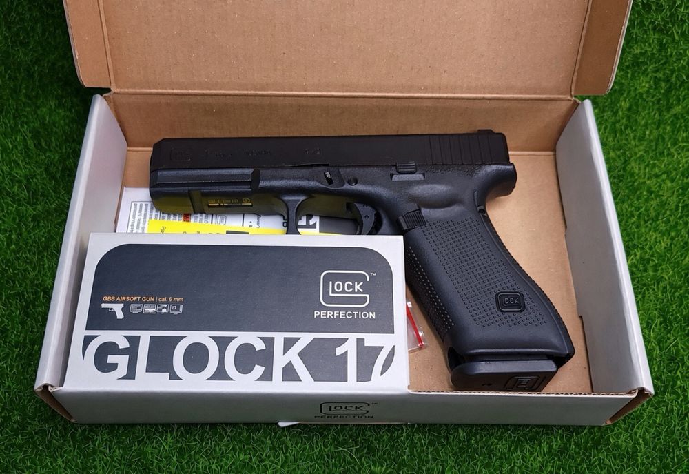 Продавам Оригинална 1:1 Еърсофт Реплика GLOCK 17 PERFECTION Чисто Нов