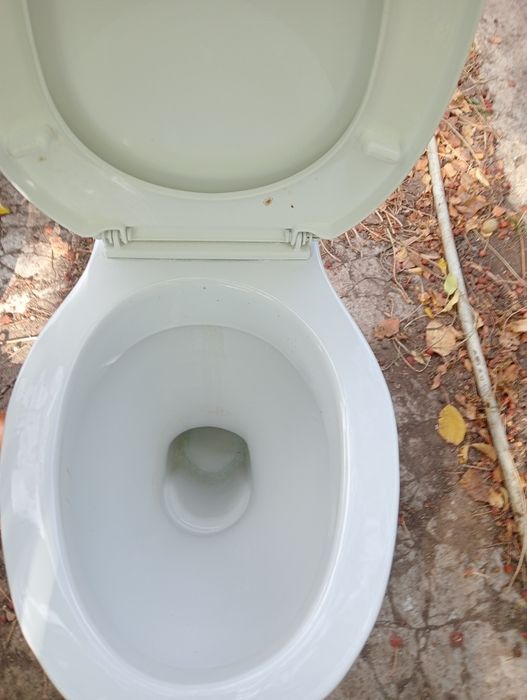 Унитаз новый пригород
