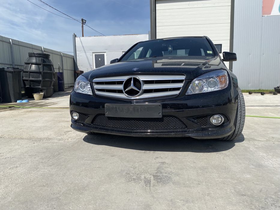 Dezmembrez Mercedes C220 CDI