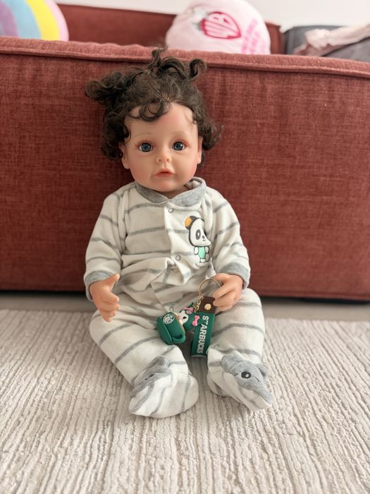 Продам Кукла новая не играли
