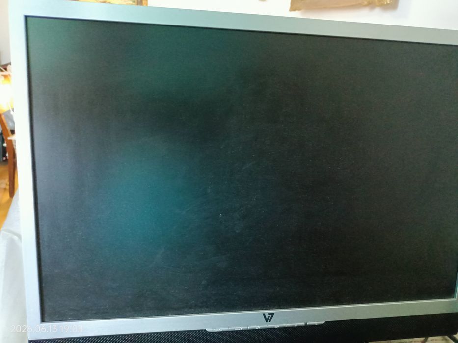 Vând monitor profesional diag. 55 cm