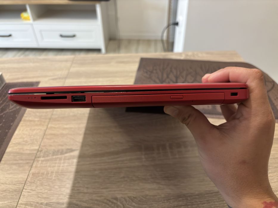 Лаптоп HP Pavilion 15