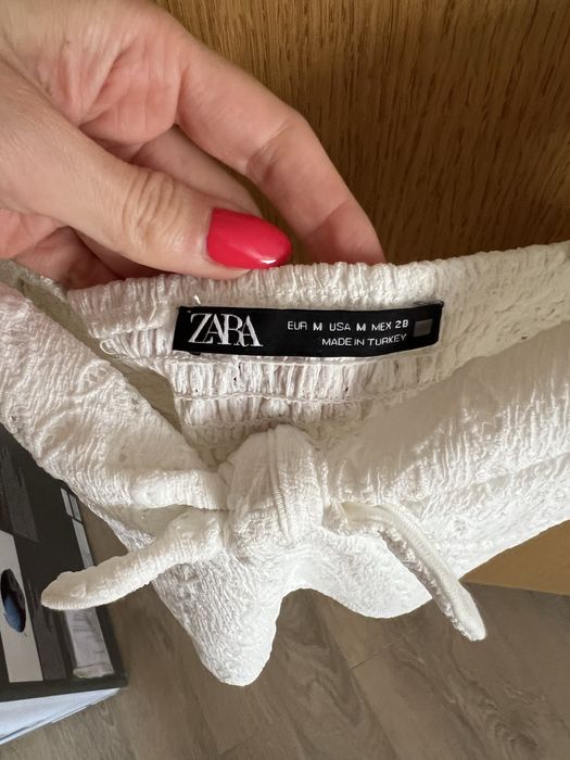 Бял и розов топ Zara