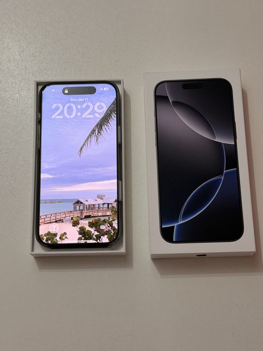 Iphone 16 Pro Max,  Black Titanium, 256 GB, Utilizat