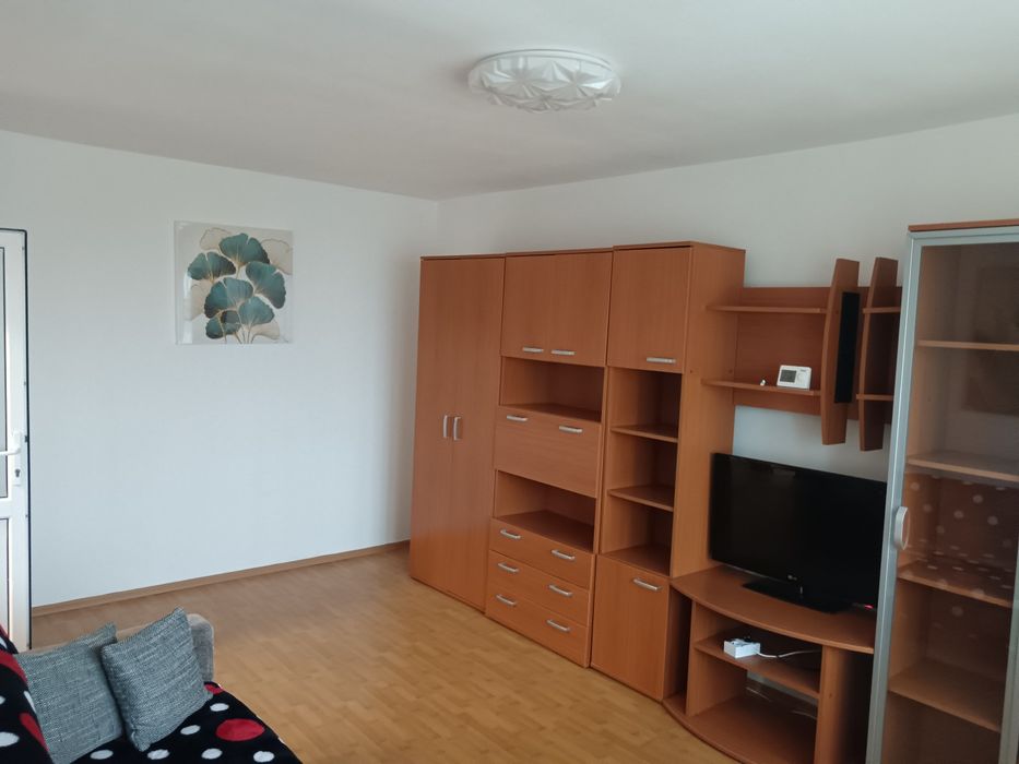 Vând ap 2 camere decomandat 70000