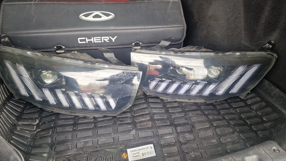 Продам фары на ладу гранту