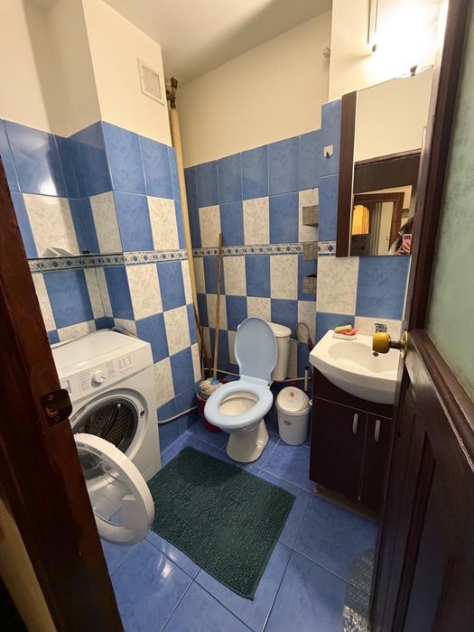 Apartament cu o camera DE INCHIRIAT