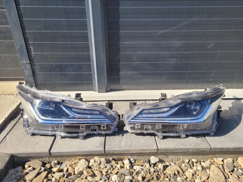 Faruri Toyota Corola Cross E21 Led