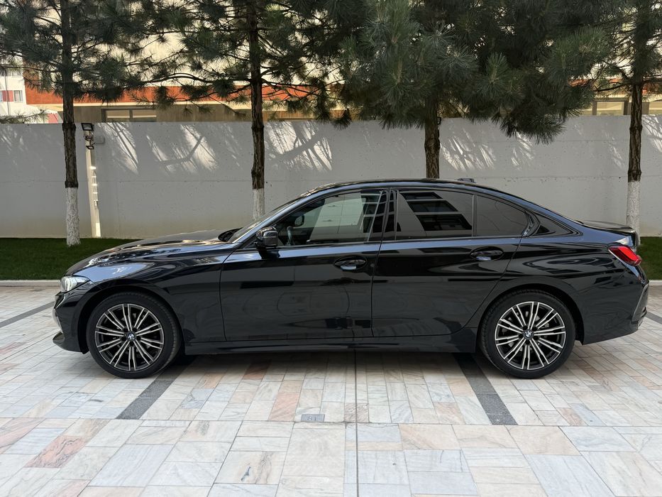 BMW Seria 3 2023 — imagine 5