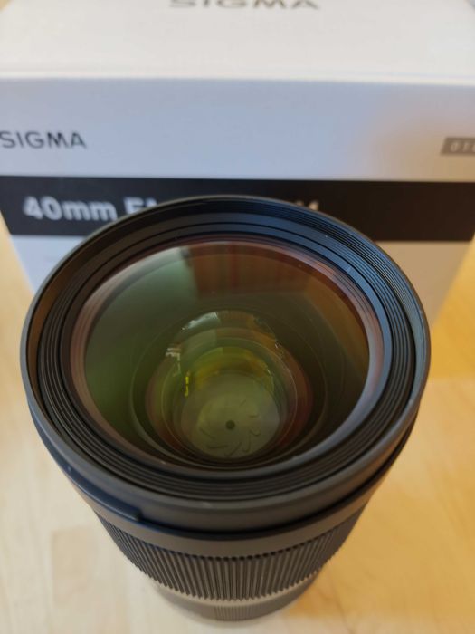 обектив Sigma 40mm f/1.4 DG HSM Art за Sony E