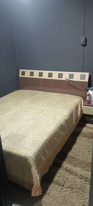 Спальный гарнитур. Срочно.