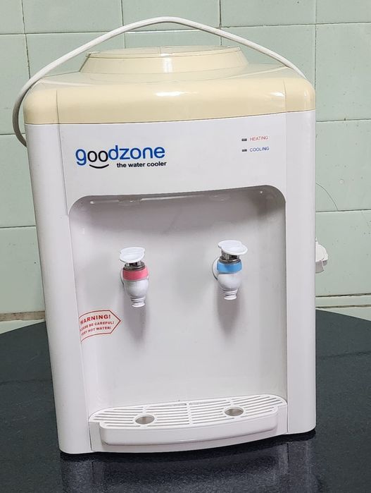 Диспенсор бу отлично работает