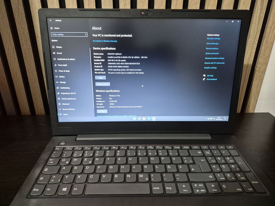 Lenovo V330 15ikb