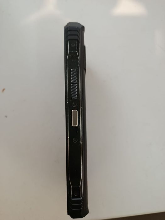 Продам телефон DOOGEE S 118