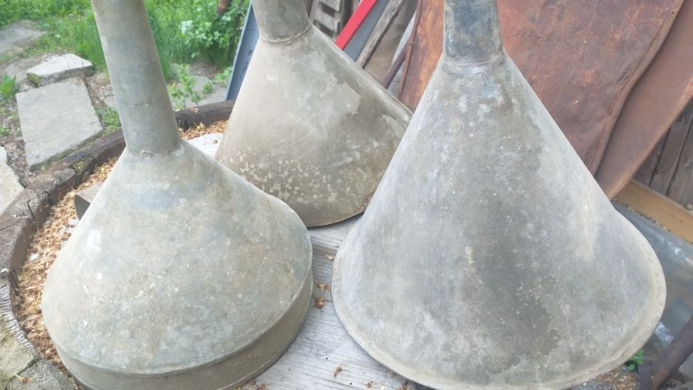 Pilnie din tablă motorină