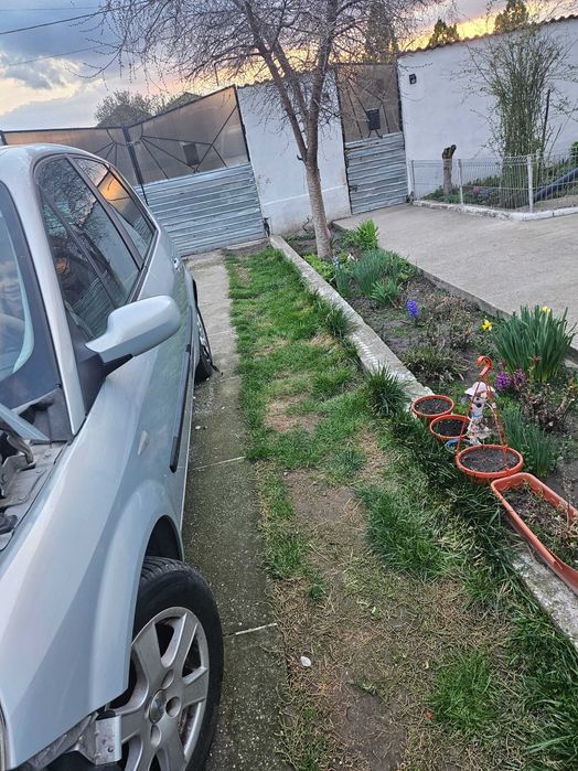 Vand Renault Scenic 2 Avariat