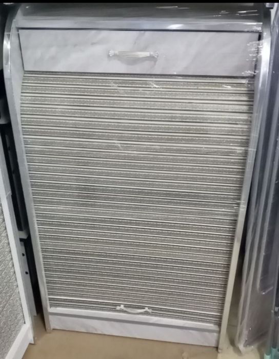 Даставка бесплатная. ДСП полка для  обуви