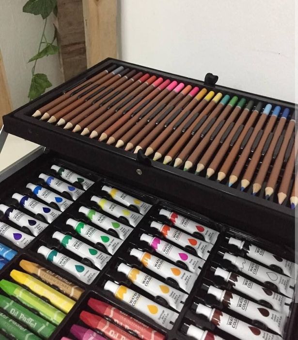 Комплект за рисуване