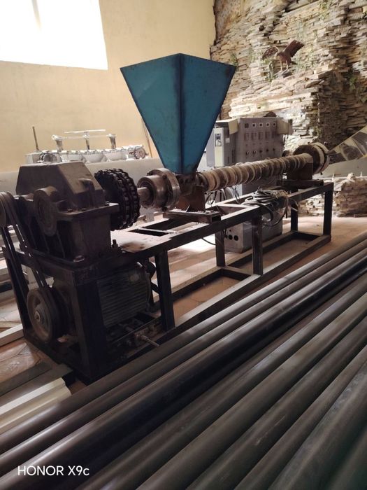 Труба станок сотилади