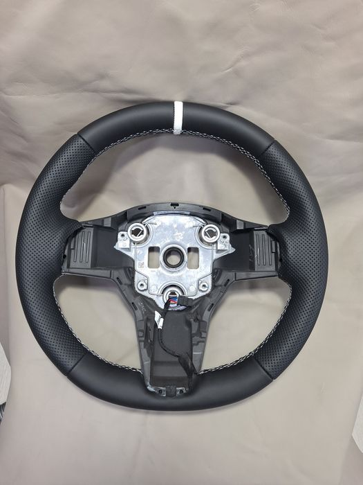 Volan tesla model 3  sau Y cu sau fara încălzire