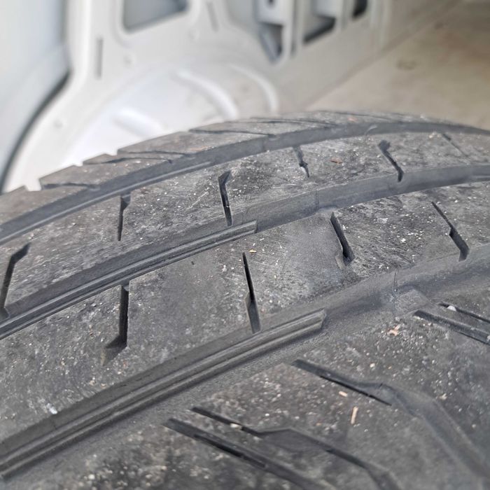 Бусова гума 205.75.16